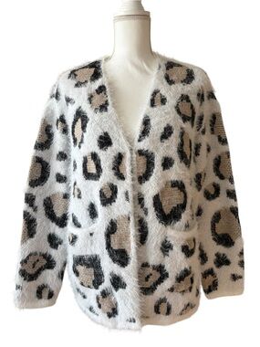 Love Ever After Fuzzy Leopard Print Open Front Cardigan Size M